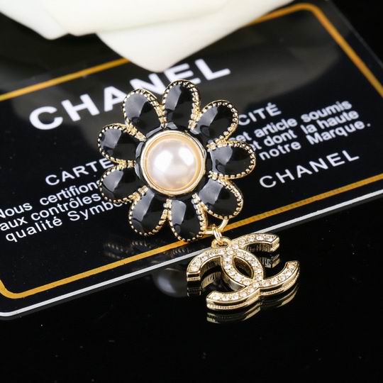Chanel Brooch 12lyh118